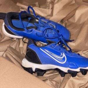 Kids Blue Nike Baseball cleats size 12c used